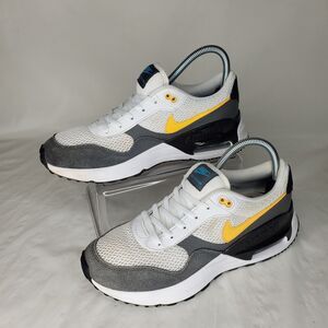 NIKE AIR MAX SYSTM Grey/White DQ0284-104 Grade-School Size 6.5Y Lace-Up